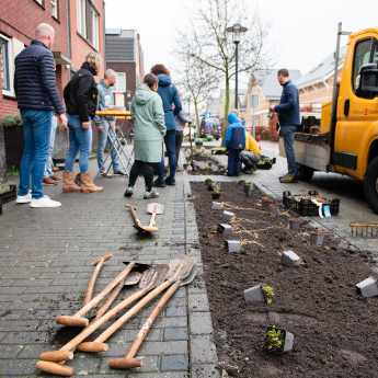 Newtonpark: feestelijke start bouw - eerste huurwoning bijna klaar!